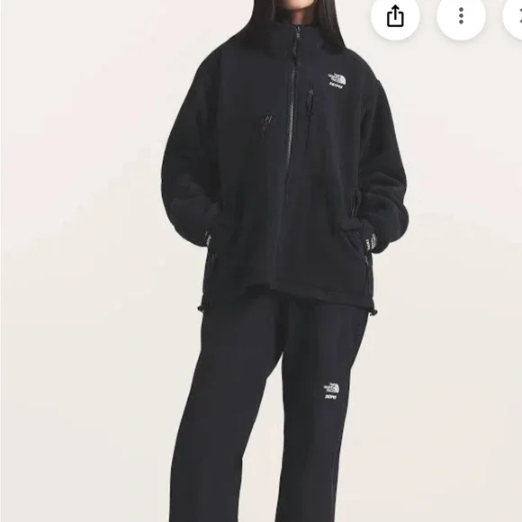 The North Face / SKIMS 1995 Denali Fleece Jacket - Picture 3 of 9